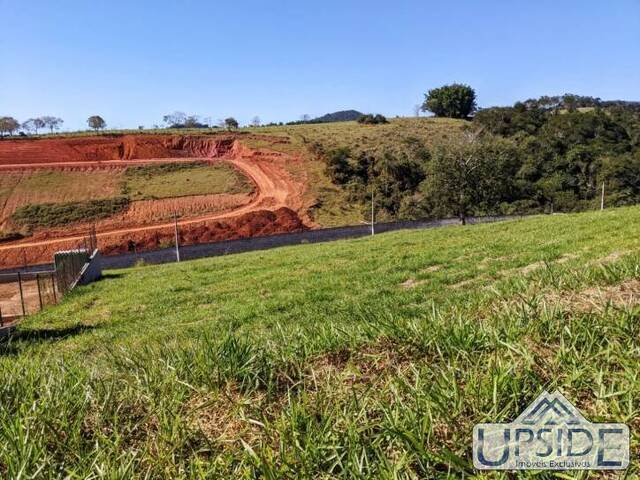 Terreno para Venda em Jambeiro - 4