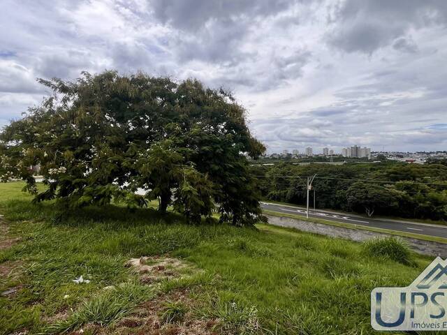 Terreno para Venda em São José dos Campos - 5