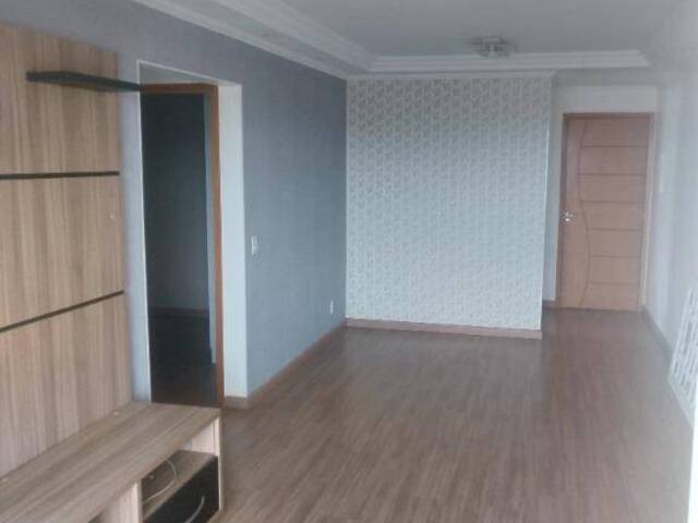 Apartamento para Venda em São José dos Campos - 2